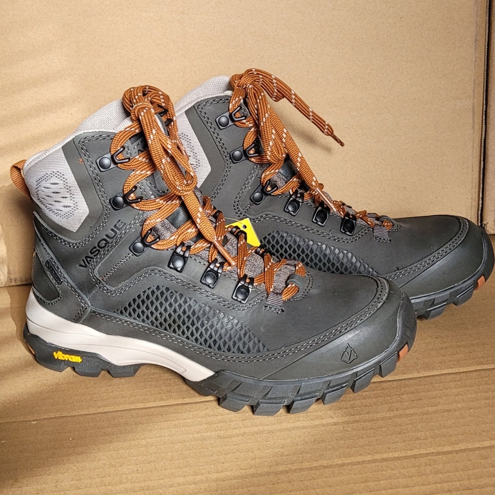 Vasque Women's Mid Hiking Boots- Talus XT GTX